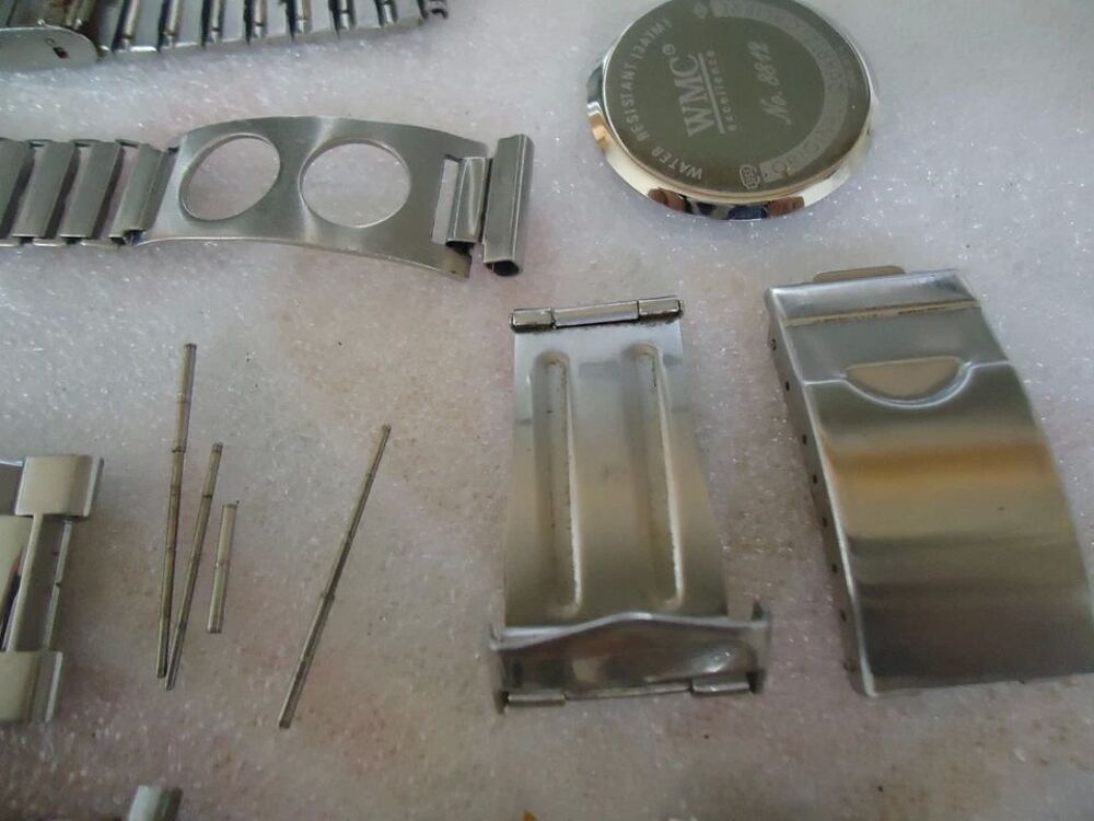 lot de bracelet depareille acier pour montres
Bijoux et montres