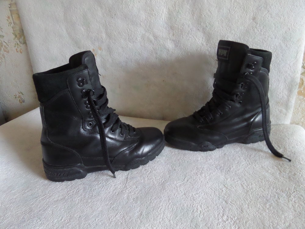 chaussures LEATHER MAGNUM taille 41 Chaussures