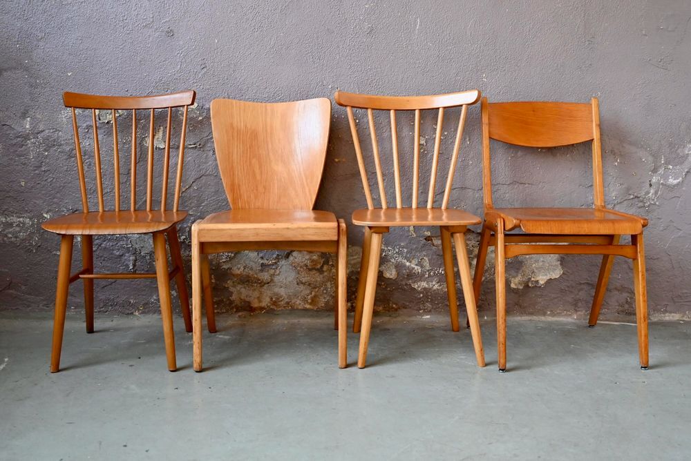 S&eacute;rie de chaises style vintage scandinave d&eacute;pareill&eacute;es mix Meubles