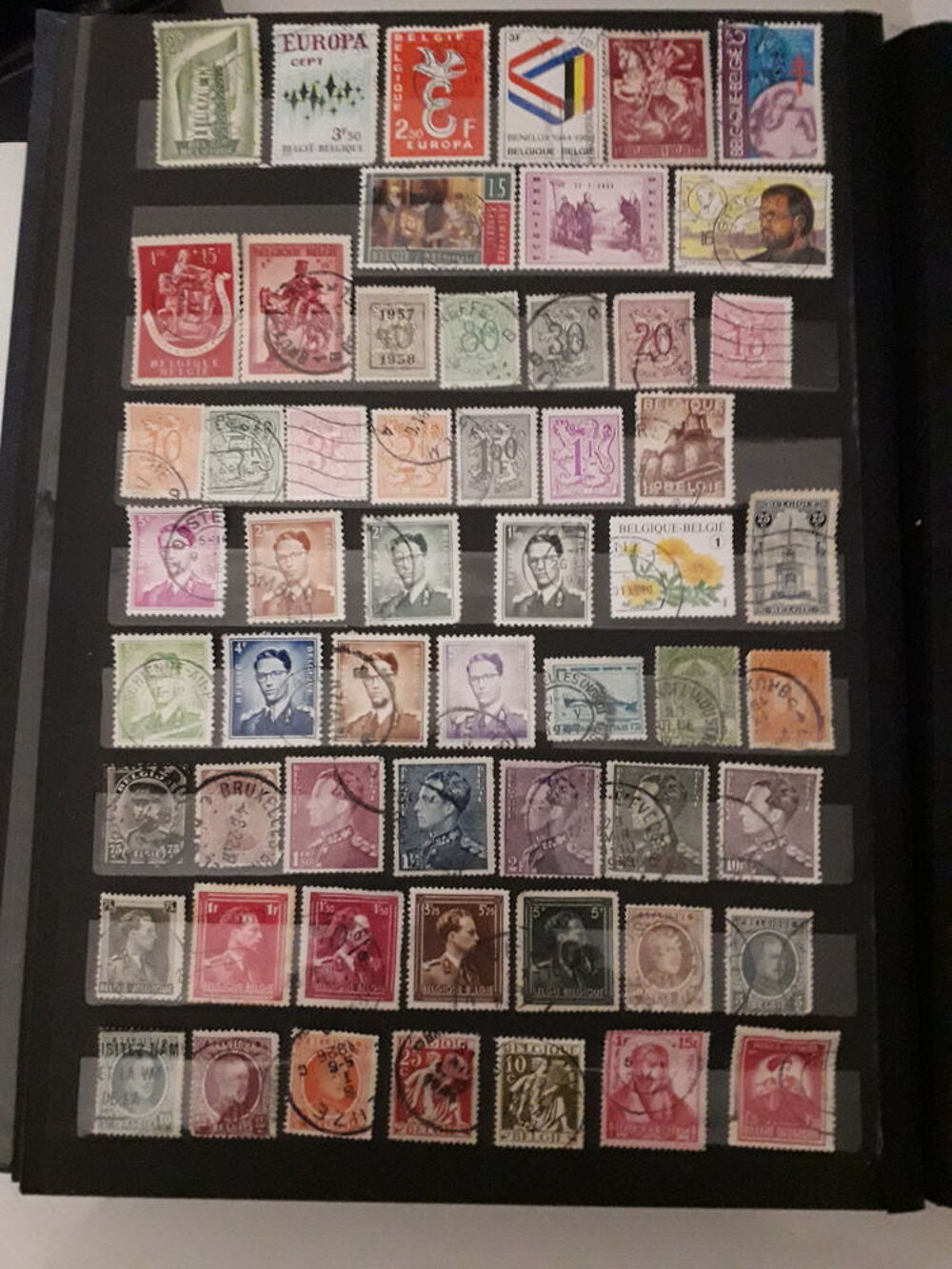 N.242 lot de 410 timbres de divers Pays pour 3€ 