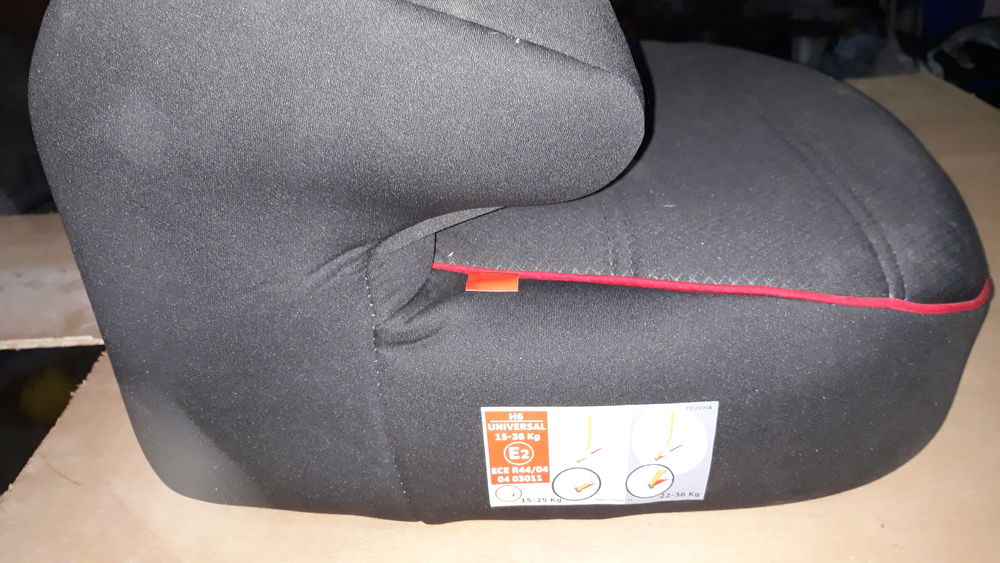 SIEGE REHAUSSEUR Mobilier enfants