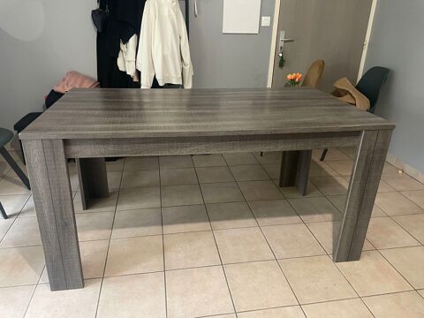 Table salon 75 Chalon-sur-Sa�ne (71)