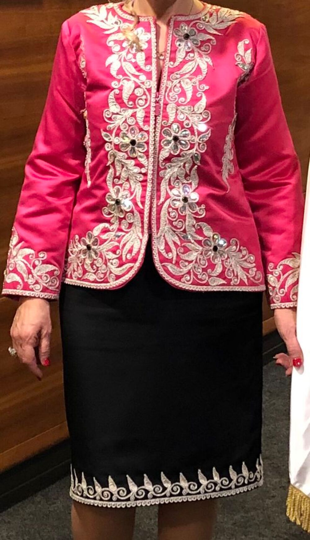 Tr&egrave;s bel ensemble karakou Vêtements