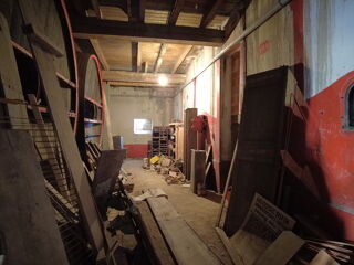  Remise / Grange � louer 1 pi�ce 230 m� Rustiques