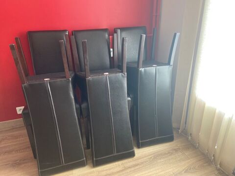 Lot de 8 chaises 0 Port-de-Bouc (13)