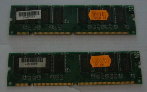 2 barettes RAM 32m3s98a Korea pc bureau
HM5216805TT
état fon 4 Versailles (78)