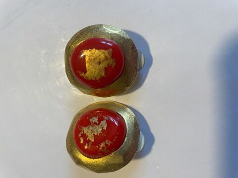 BO Clip dore ronde Cabochon rouge dor ANTIGONA 45 Vigneux-sur-Seine (91)