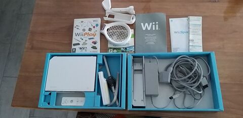 Console Wii blanche  30 Arthon-en-Retz (44)