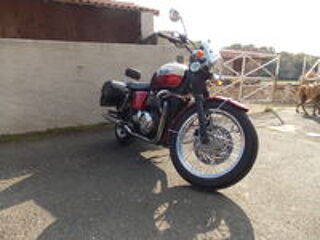 TRIUMPH 2012 occasion 49120 Sainte-Christine