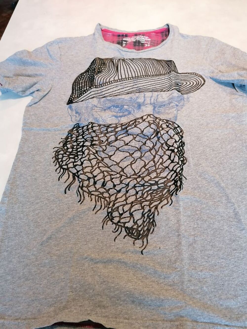 3 tee shirts Vêtements enfants