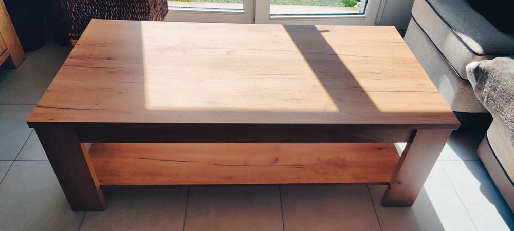 Table basse &agrave; saisir cause d&eacute;m&eacute;nagement
Meubles