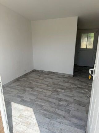  Maison à louer 1 pièce 16 m²