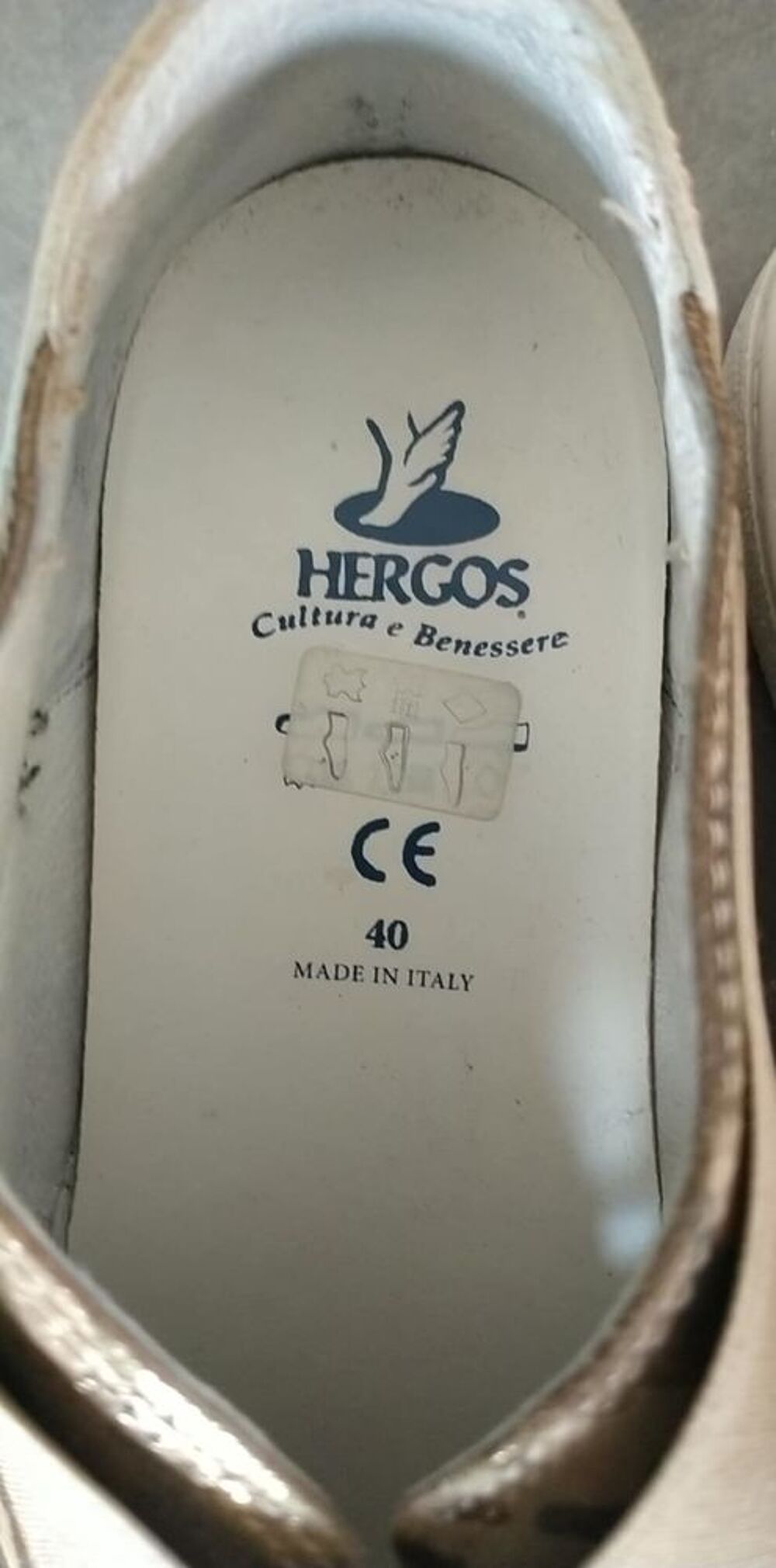 Sneakers Hergos larges pointure 40 Chaussures