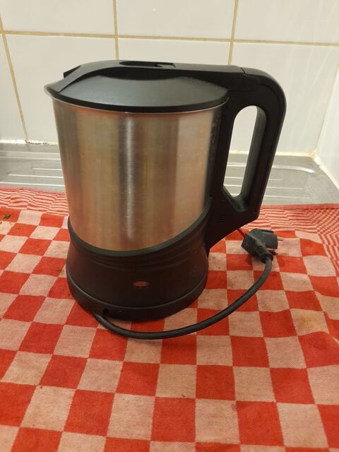 Bouilloire 7 Meulan (78)