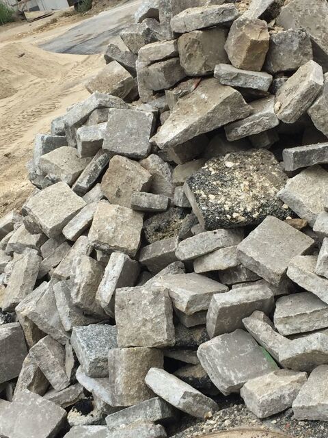 Pav&eacute; granite 28 18000 Bourges