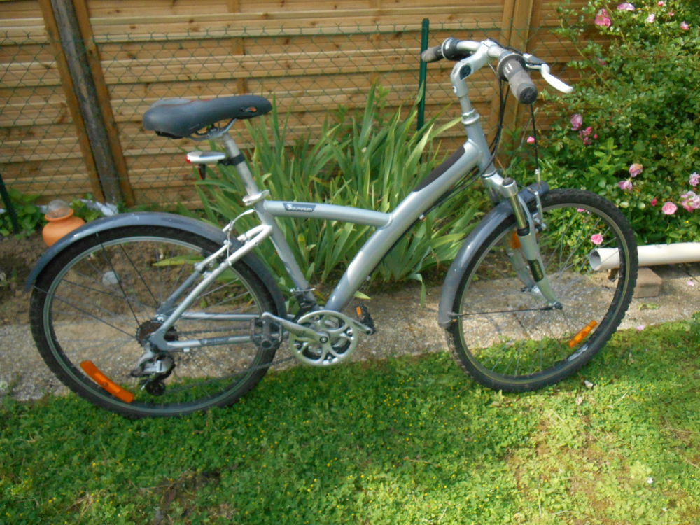 VTT Decathlon Twin
V�los