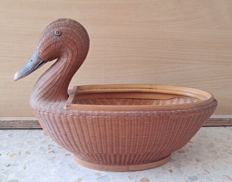 canard en osier rotin tressé de 2 manières différentes 16 Mauguio-Carnon-Plage (34)