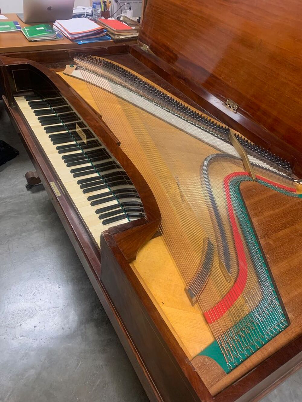 Piano pianoforte carr&eacute; Boisselot &amp; Fils 173 x 81 cm de 1846 Instruments de musique