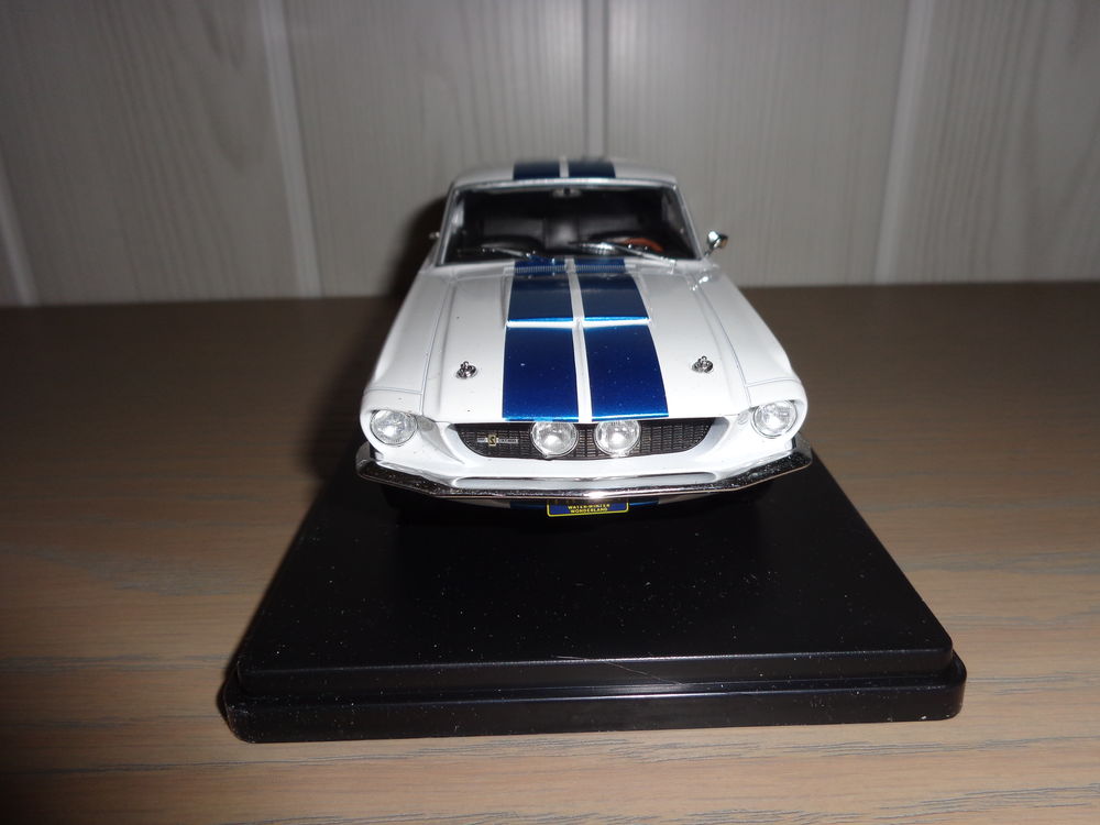 Ford mustang shelby gt 500 ( 1967 ) 1/24 NEUF 