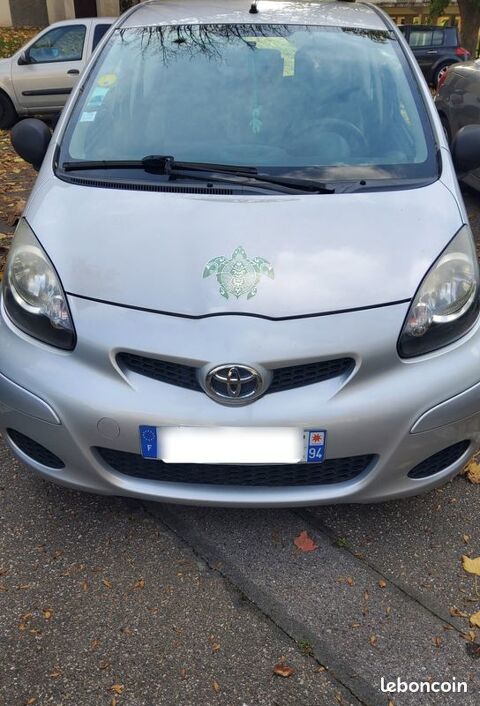 Toyota Aygo 1.0 VVT-i 2010 occasion Le Perreux-sur-Marne 94170