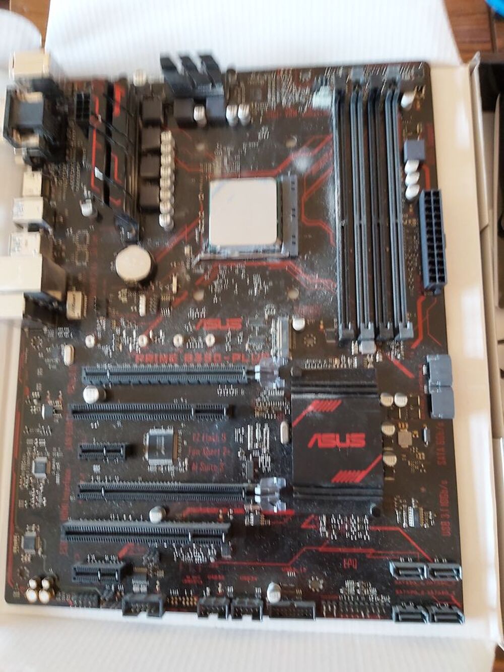 Carte mere + cpu + ram + Carte graphique Matériel informatique