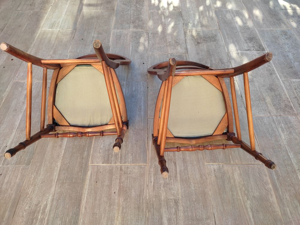 deux chaises de style Louis XVI Meubles