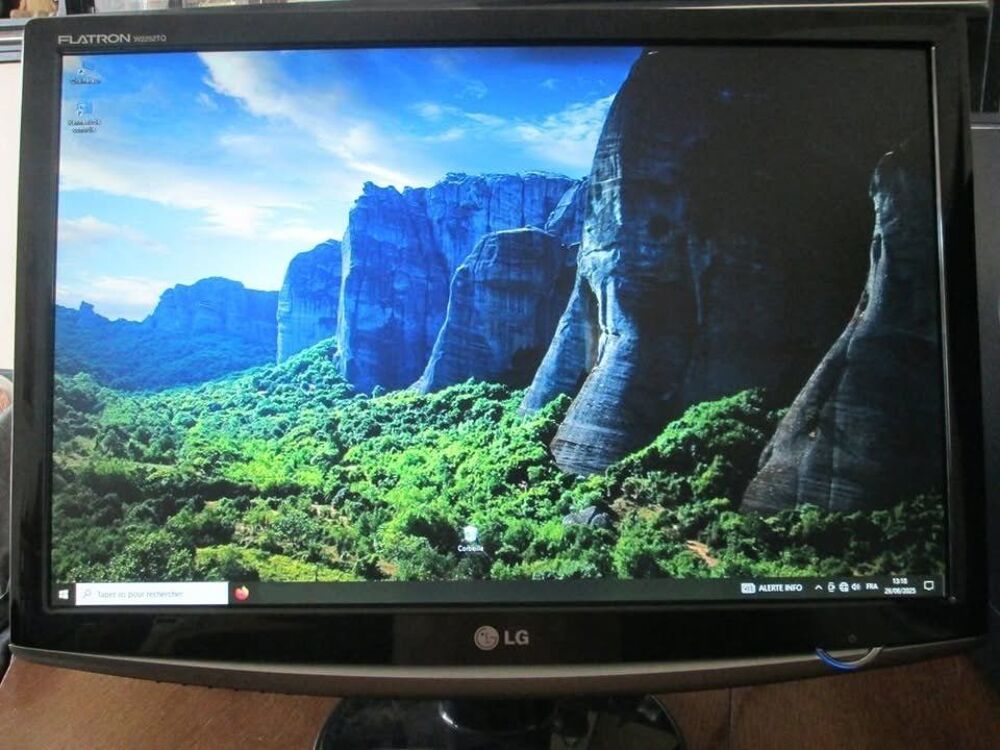 ordinateur de bureau HP + moniteur LG Matériel informatique