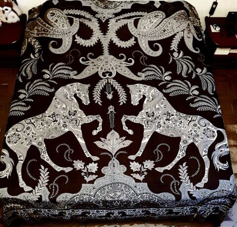 Jet� de lit, de canap� ou tenture murale NEUVE 100 Marignane (13)