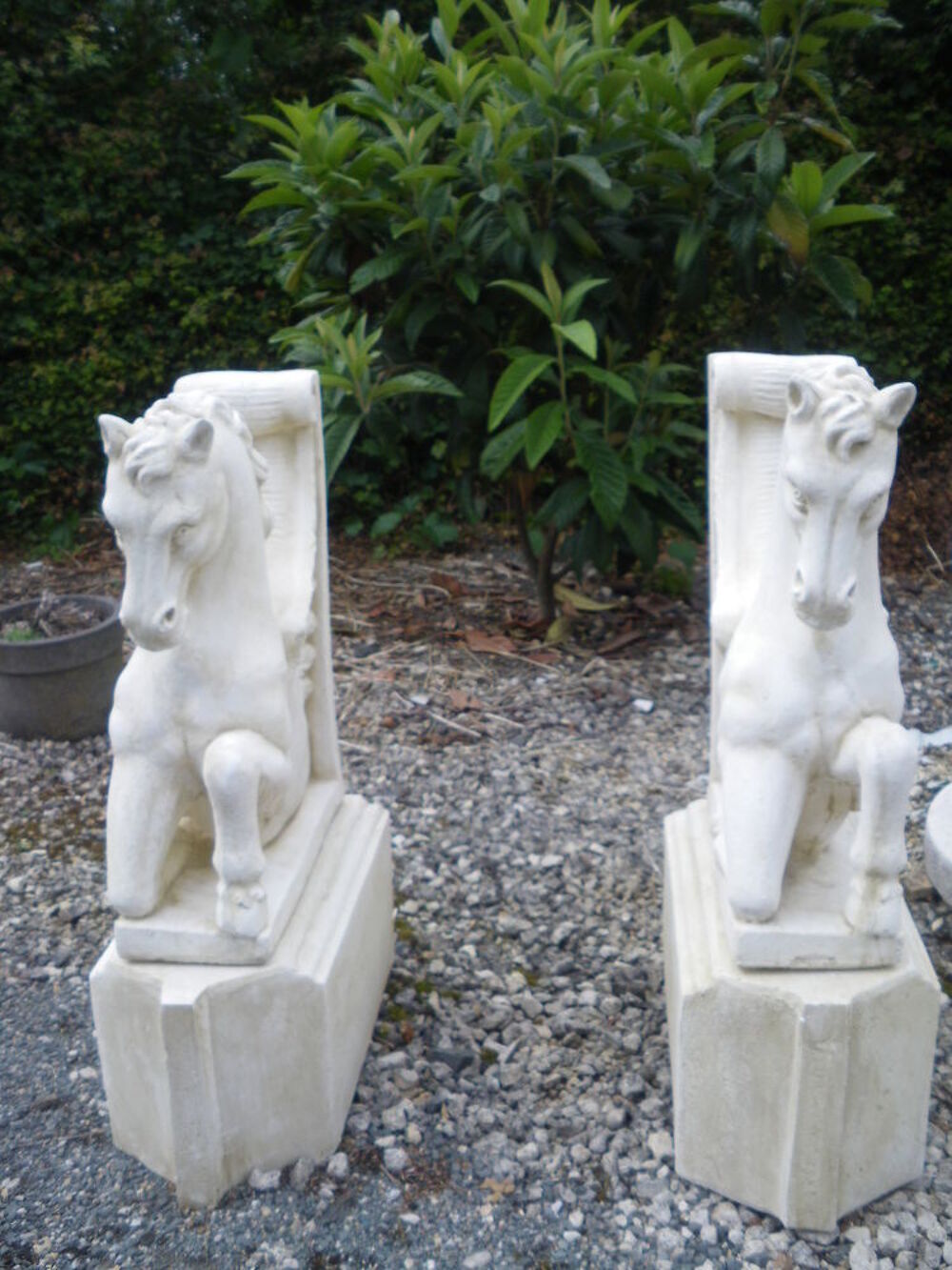Statue de cheval en pierre, fontaine Décoration
