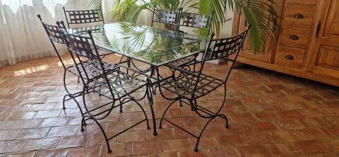 Table et chaises salle � manger 700 Fuveau (13)
