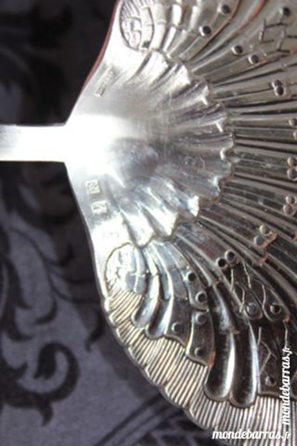 Saupoudreuse coquillage FRENAIS argent XIX eme Cuisine