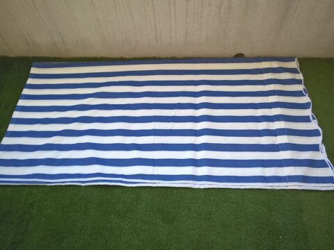 store banne bleu et blanc 75 Saint-Mathieu-de-Tr�viers (34)