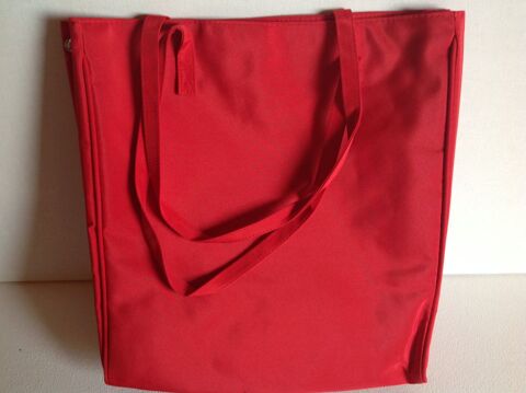 SAC CABAS ROUGE Envoi Possible
5 Trégunc (29)