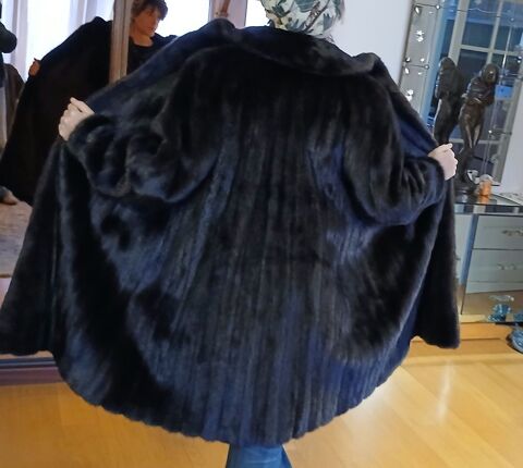 Manteau en vison, trs belle qualit. 860 Paris 11 (75)