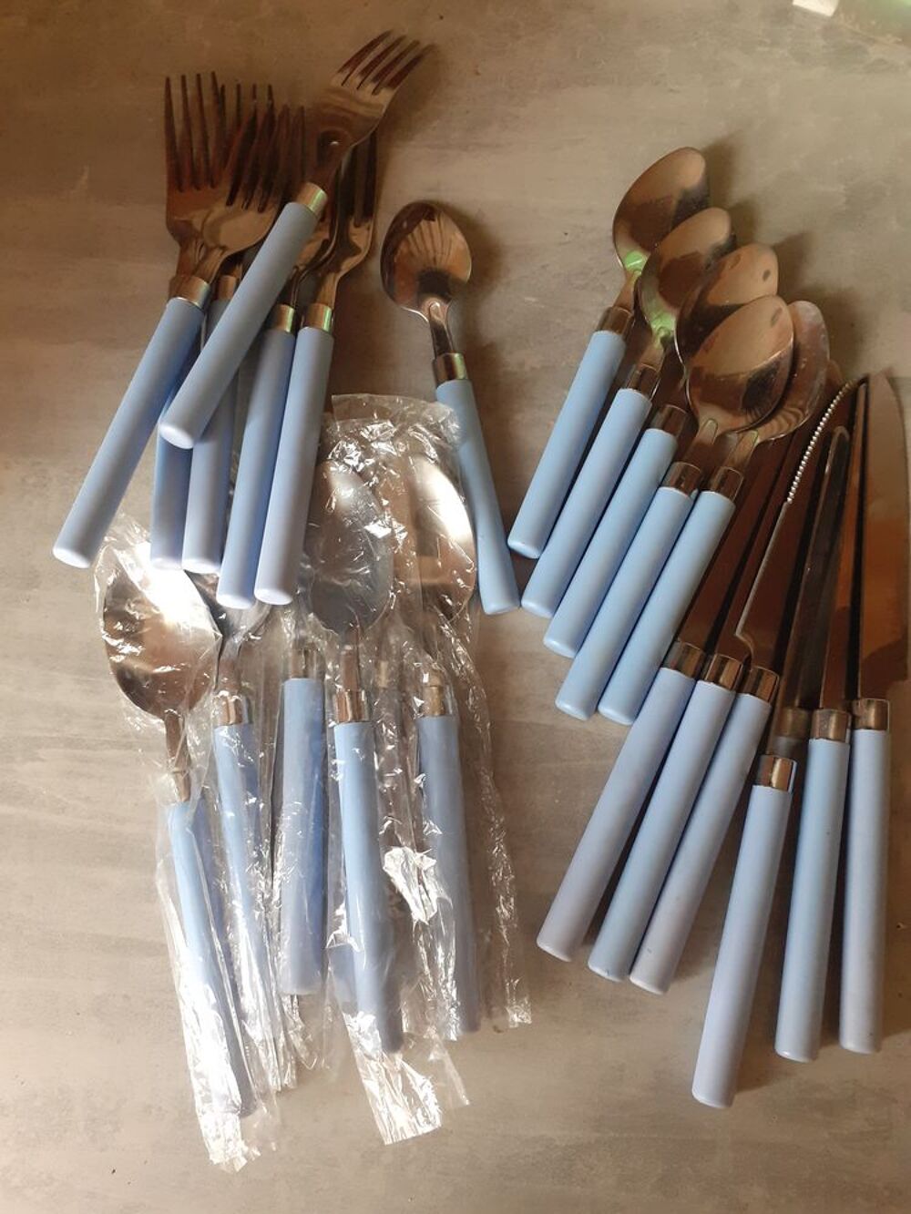 ensemble de vaisselle. Décoration