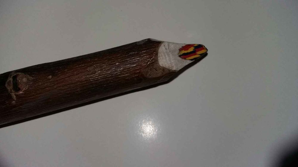 2 crayons fait &agrave; la main fabriqu&eacute; en France Décoration