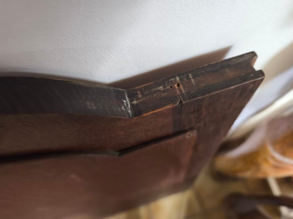 Rare en loupe d'orme avec miroir biseaut&eacute;, belle dimensions. 