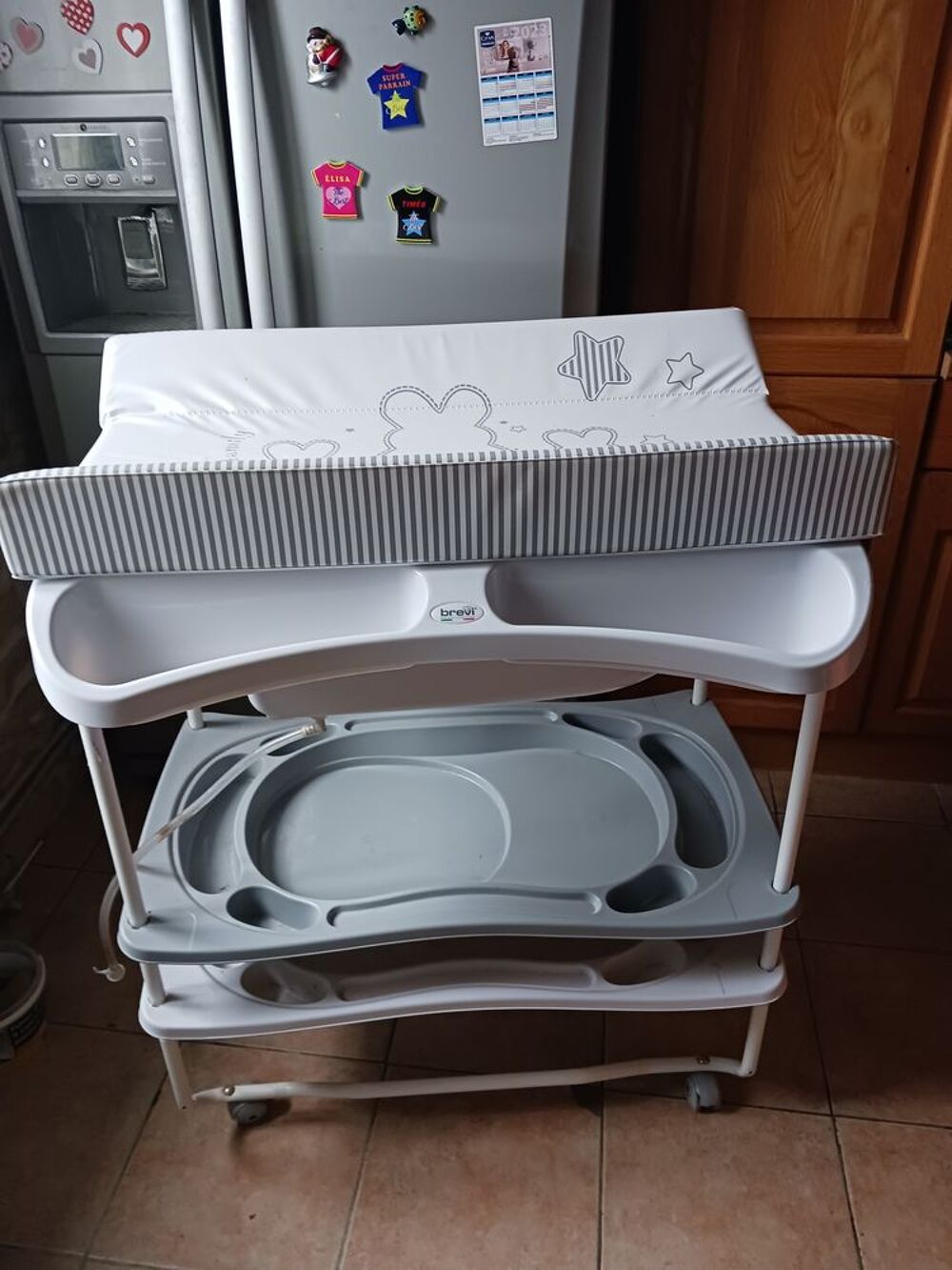 TABLE A LANGER BAIGNOIRE Puériculture