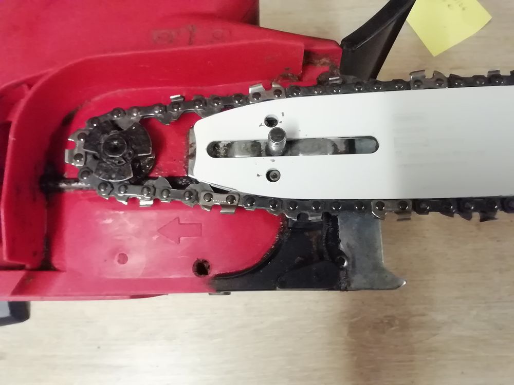 Tron&ccedil;onneuse &eacute;lectrique top craft KSI 2100 refaite &agrave; neuf Bricolage