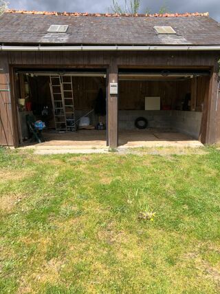  Parking / Garage à vendre 235 m²