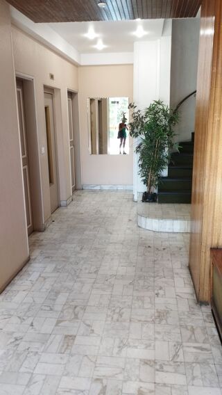  Appartement à louer 4 pièces 83 m²