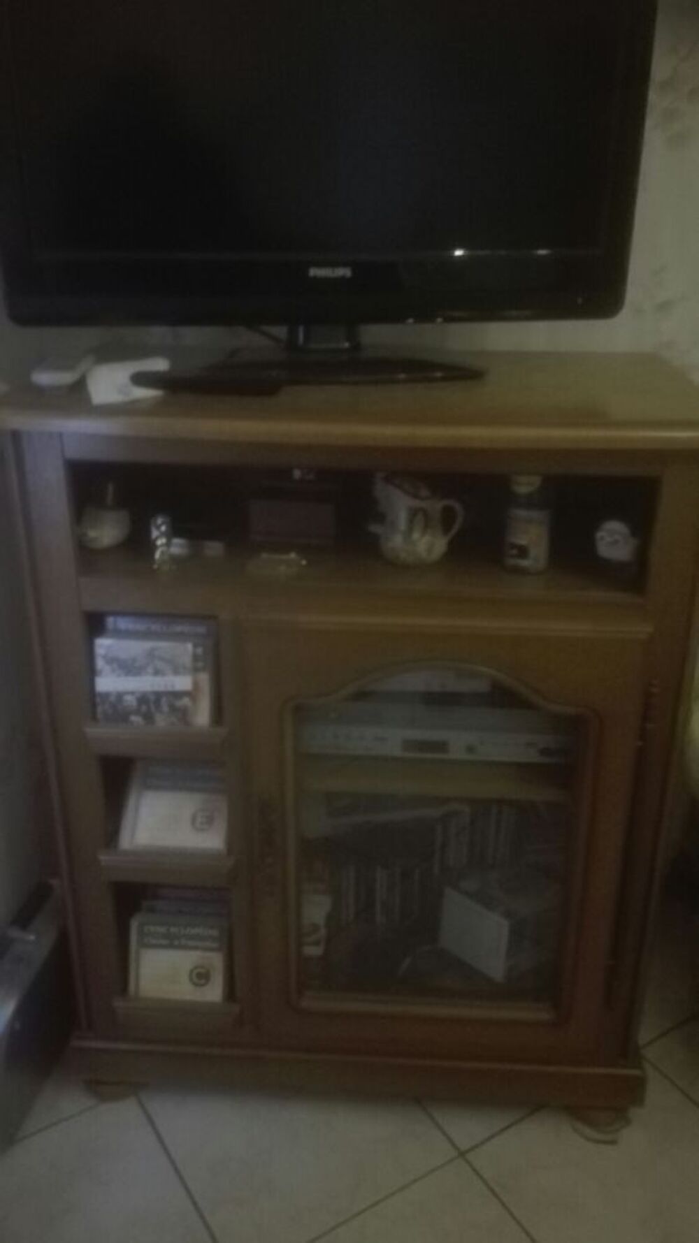 Meuble t&eacute;l&eacute; Meubles
