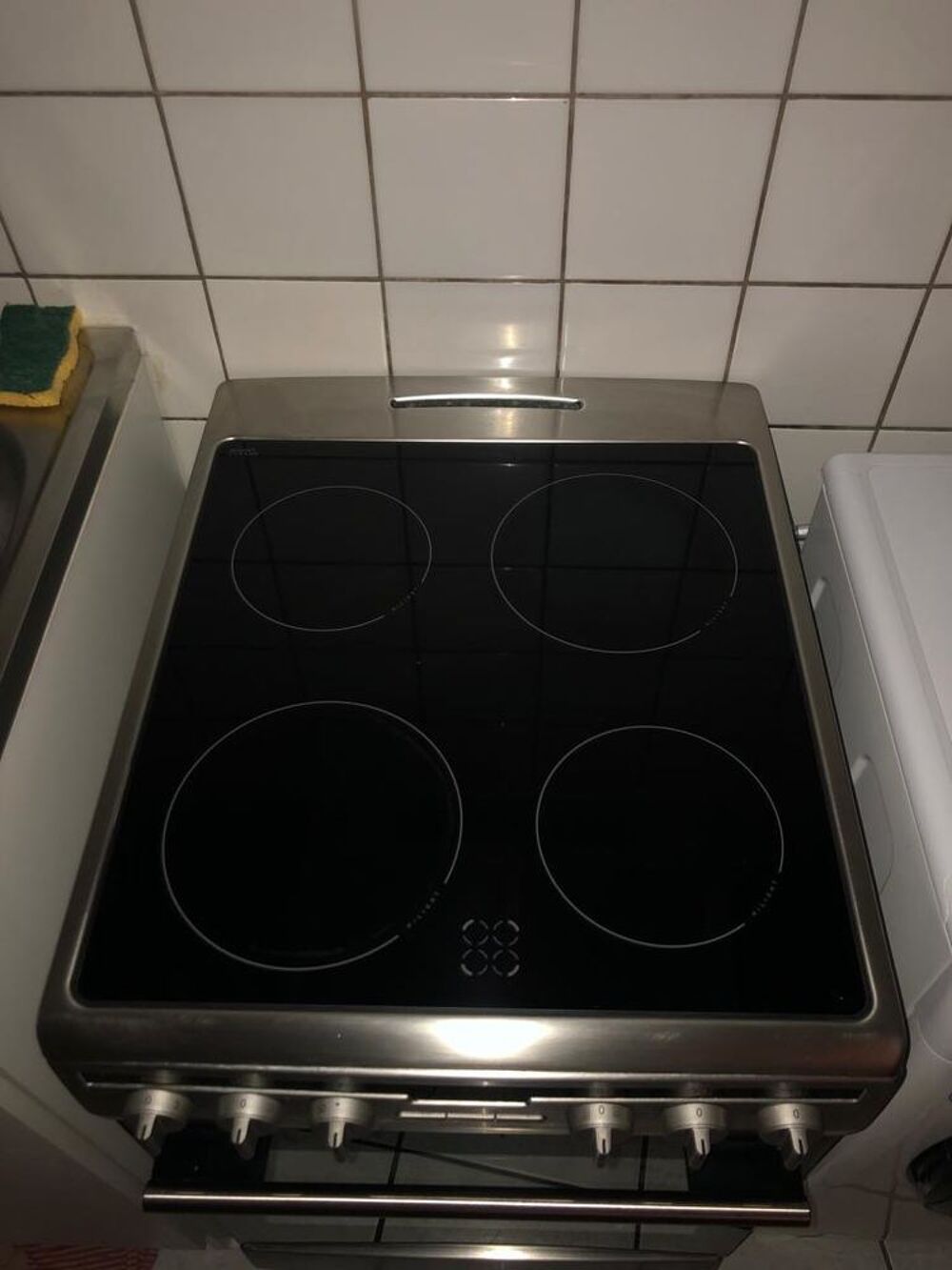 Cuisini&egrave;re &eacute;lectrique vitroc&eacute;ramique Electromnager