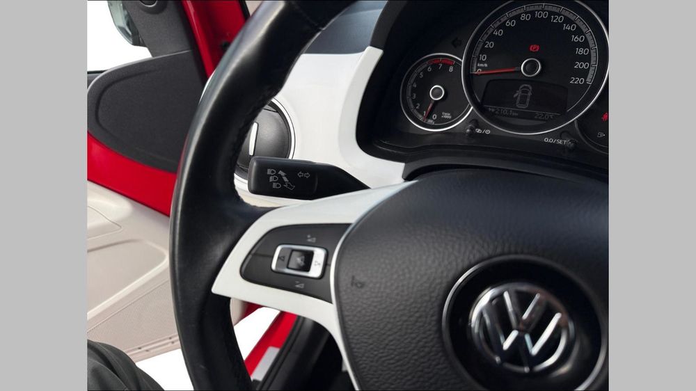 UP 1.0 75 BlueMotion Technology BVM5 Up! Beats Audio 2019 occasion 91310 Montlh&eacute;ry