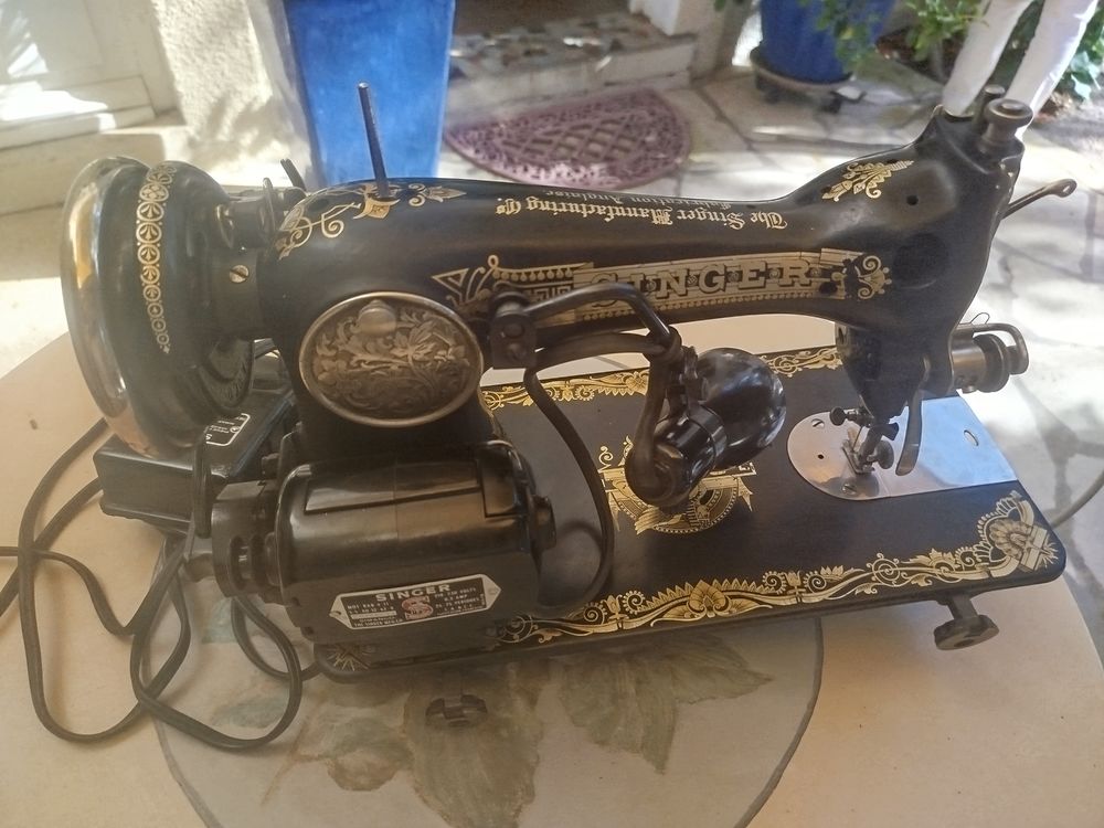 machine a coudre Electroménager