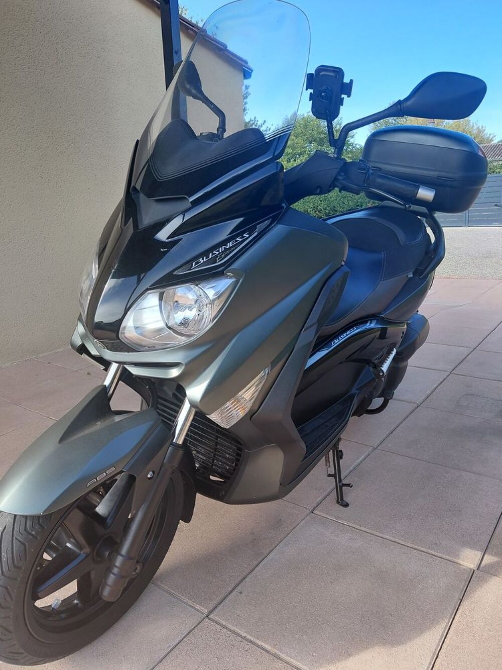 YAMAHA 2012 occasion 17150 Mirambeau