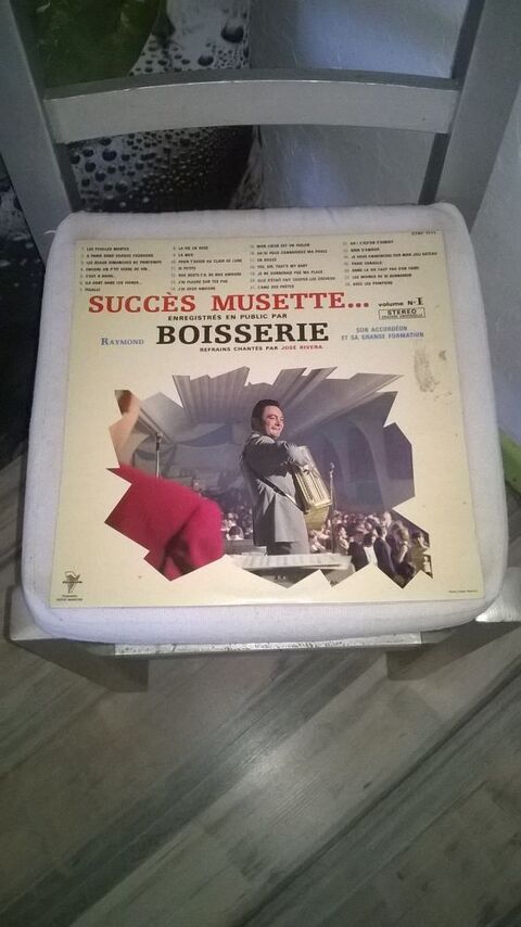 Vinyle Raymond Boisserie
Succès Musette en Public
Excellen 10 Talange (57)
