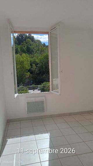  Appartement à louer 3/4 pièces 55 m²