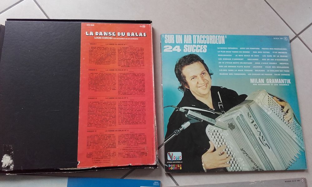 Disques vinyles accord&eacute;on musette 