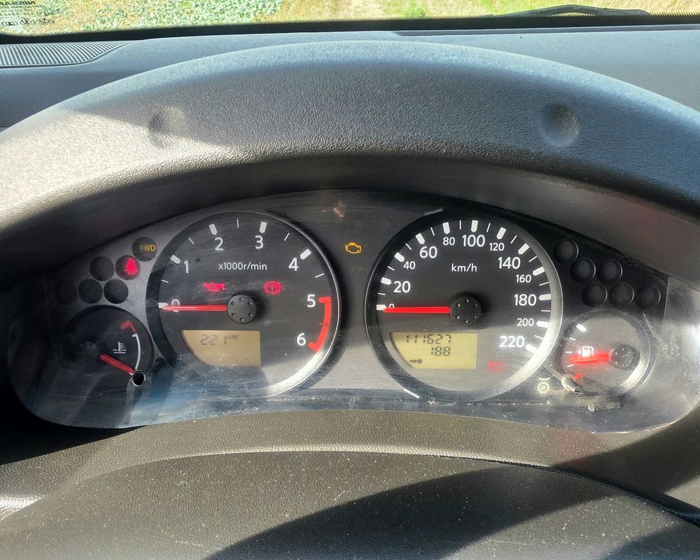Navara XE.SE.LE.PLATINIUM 2008 occasion 78680 &Eacute;p&ocirc;ne